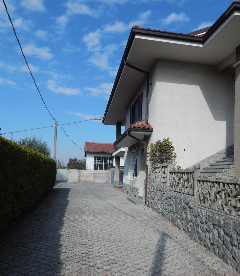 Amo' Le Langhe Bed & Breakfast Narzole Dış mekan fotoğraf
