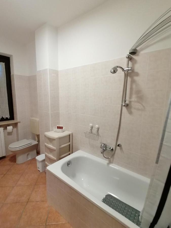 Amo' Le Langhe Bed & Breakfast Narzole Dış mekan fotoğraf
