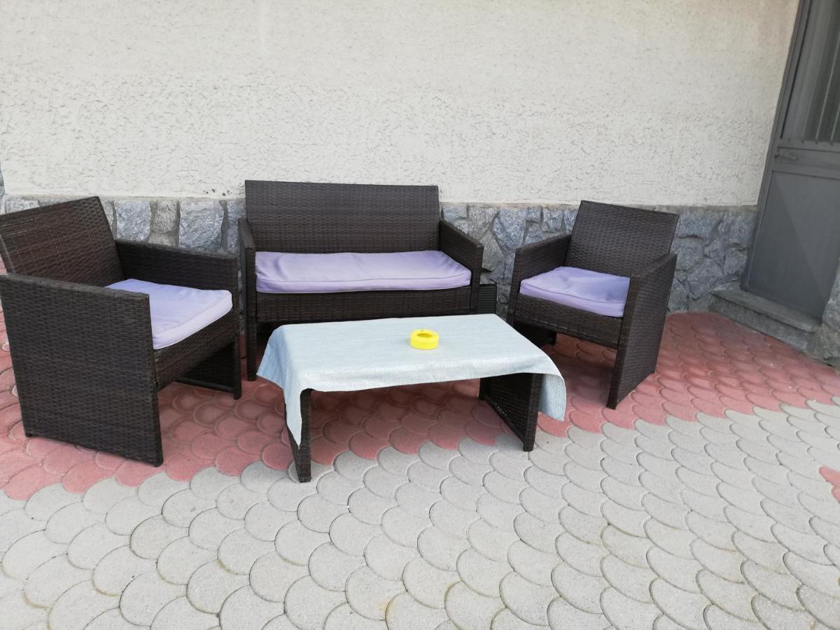 Amo' Le Langhe Bed & Breakfast Narzole Dış mekan fotoğraf